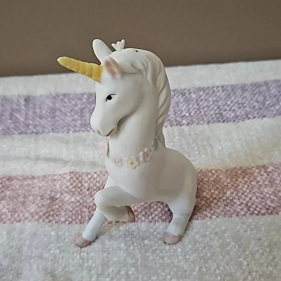 1983 UNICORN - Picture 2 of 5